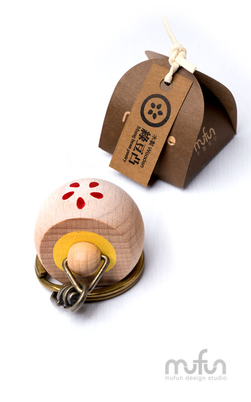 Wooden Mung Bean Pastry Keychain<br>原木 綠豆凸 鑰匙圈:圖片 4